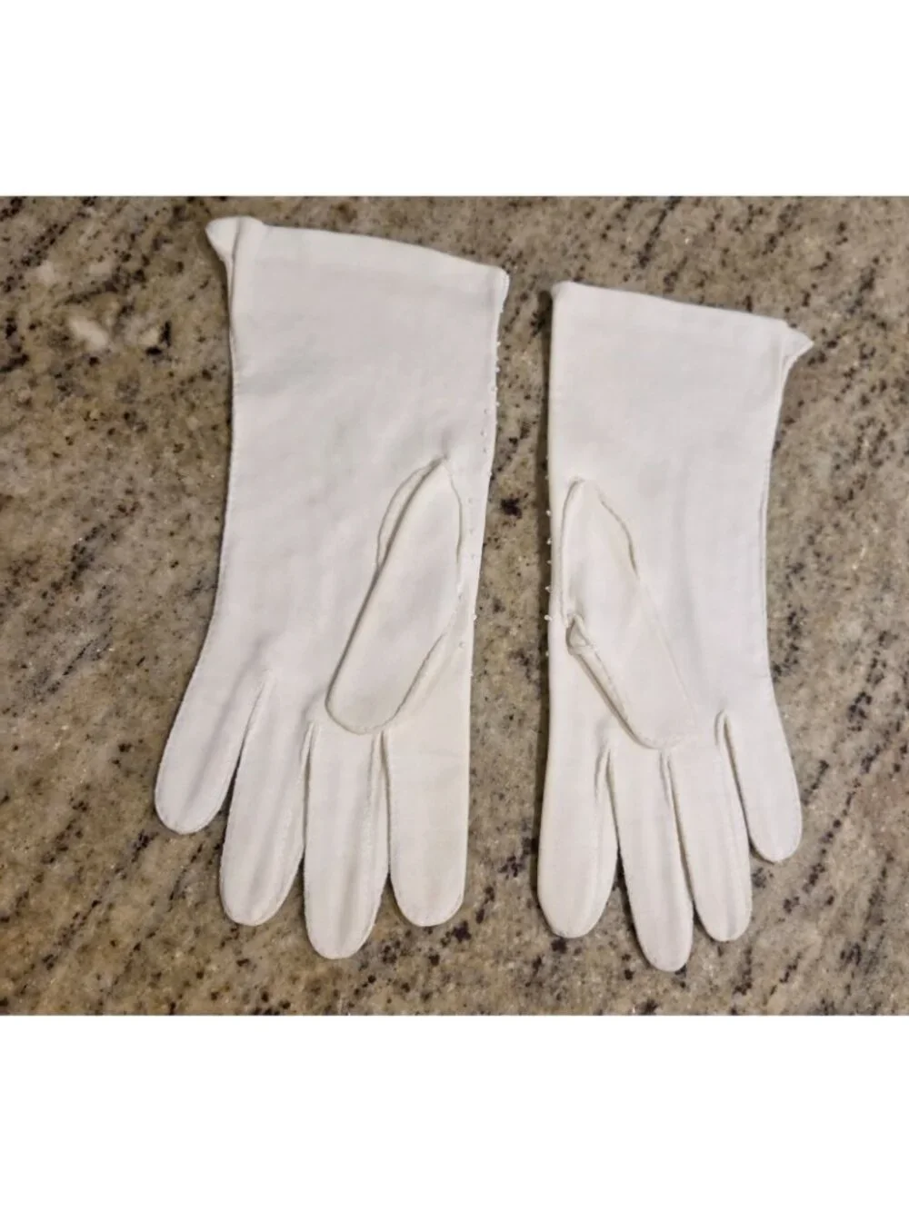 Vintage Womens Size L Off-White Cotton Stretch Formal Gloves Beaded Scallop...
